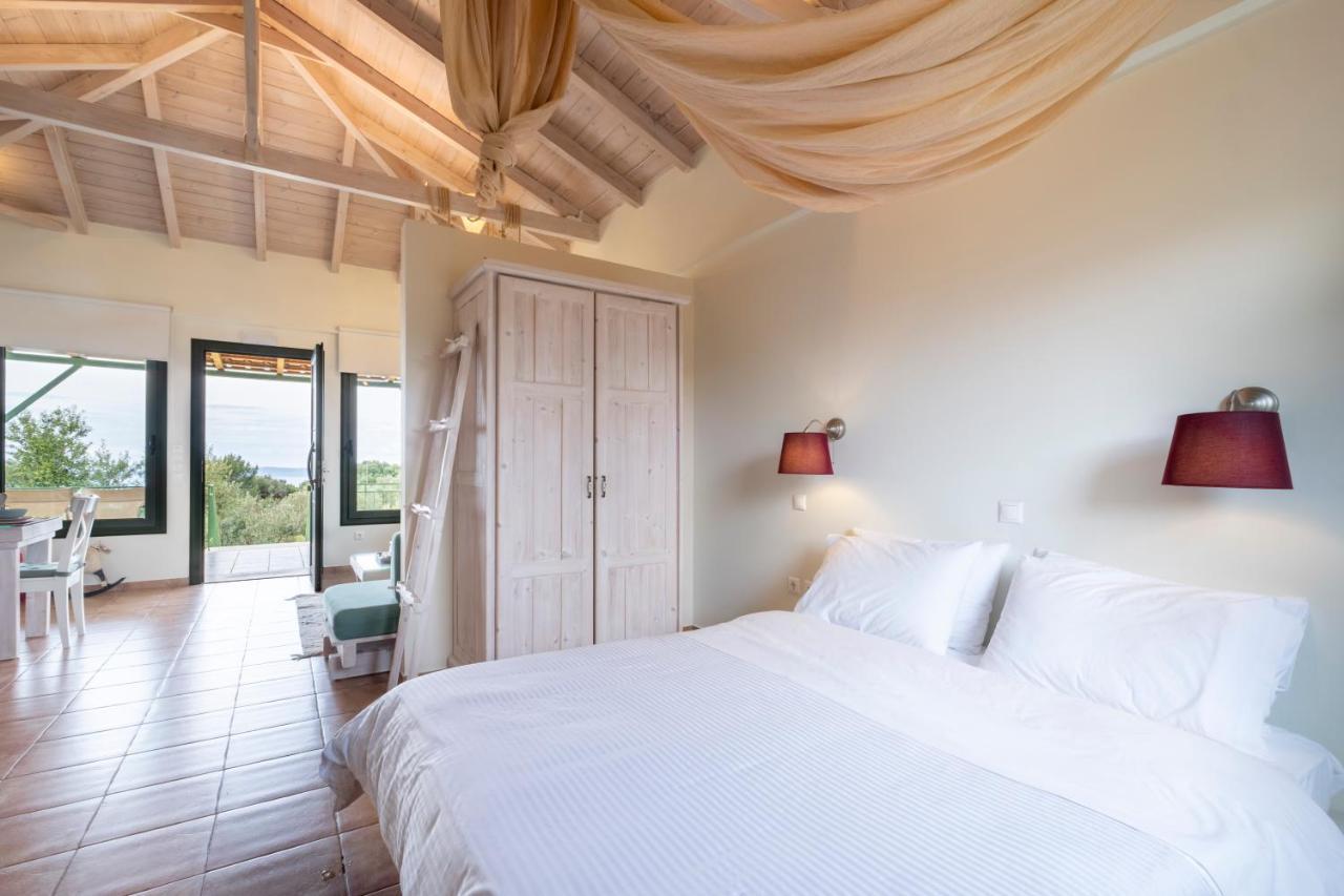 Chamaloni Cottages Finikounta Eksteriør bilde